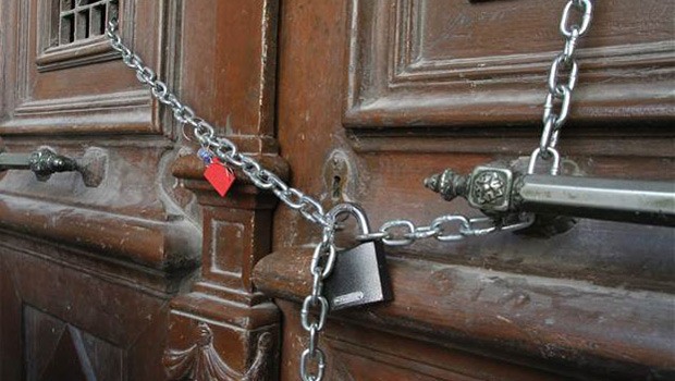 Mersin'de 27 İş Yeri Ruhsata Aykırı Faaliyetten Dolayı Kapatıldı