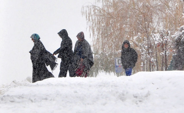 Mersin'de Kar Kalınlığı 1.5 Metreye Ulaştı