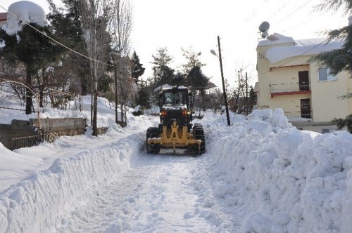 Mersin'de Kar Mesaisi