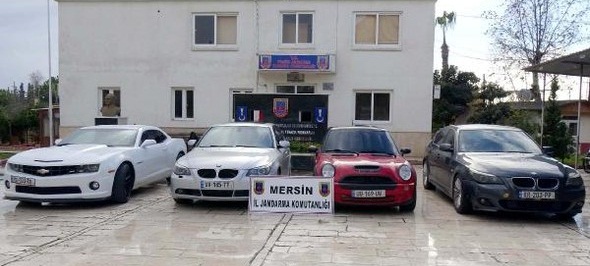 Mersin'de Kaçak Otomobil Operasyonu 