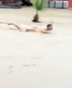 Mersin'de Sel Felaketinde İlginç Görüntü