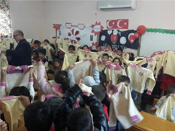 AYDINCIKLI KOMİSYONCULARDAN “ANLAMLI” PAYLAŞIM