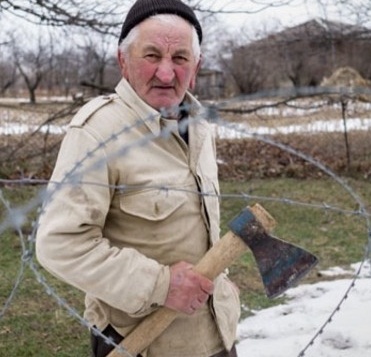 Birkaç Günlüğüne Tatile Gitti Döndüğünde Evi Başka Ülkenin Sınırları İçerisindeydi
