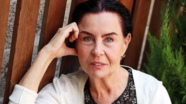 Usta Oyuncu Fatma Girik Öldü İddiası