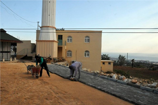 ERDEMLİ’DE CAMİLERE HİZMETTE SINIR YOK