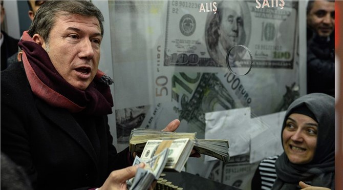 Tanju Çolak da Galatasaray’dan ihraç edildi