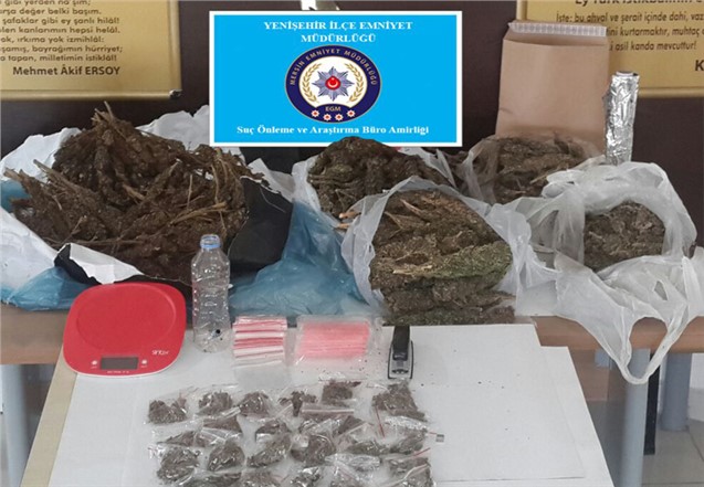 Mersin Polisinden Uyuşturucu Tacirlerine Operasyon