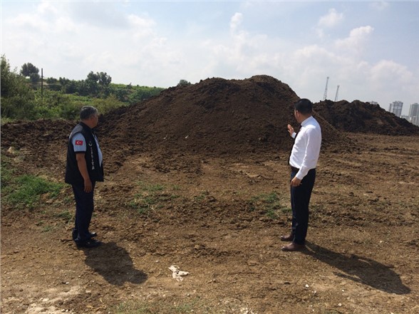 Zabıta Ekipleri, Kokuya Neden Olan Yerlerde İnceleme Yaptı