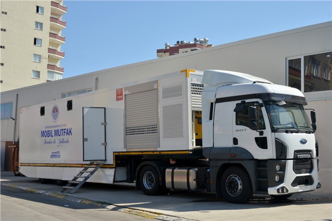 Mersin'de ‘Mobil Mutfak’, Bereketi İle Yollarda