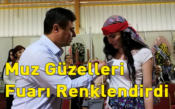 Fuarı Muz Güzelleri Renklendirdi