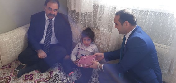 Evde Eğitim Öğrencisine Doğum Günü Sürprizi