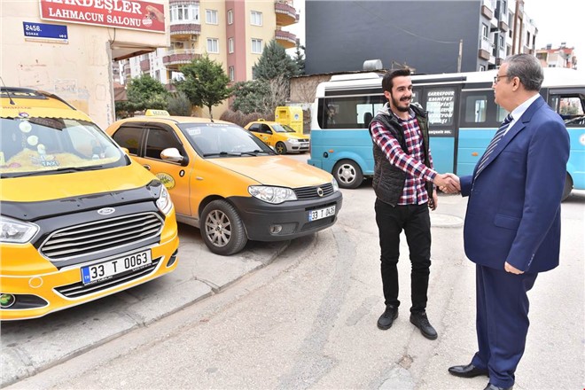 Mersin Valisi Yoğun Programına Rağmen Bulduğu Her Fırsatta Vatandaşlarla