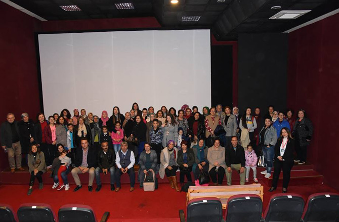 Mersin Anamur'da Kadınlara Ücretsiz Sinema Etkinliği Devam Ediyor