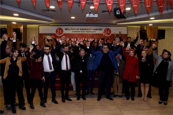 Mersin Tarsus'ta İYİ Partili 297 kişi MHP'ye geçti