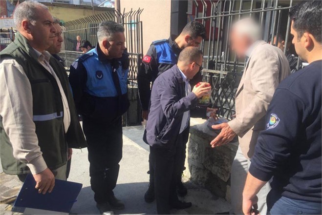 Tarsus Zabıtası Menşei Belirsiz Kozmetik Ürün Ele Geçirdi