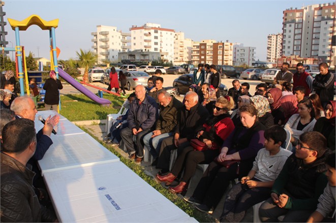 Mersin Erdemli Tömük Cumhuriyet Mahallesinde Konuşan Tollu, "Belediyecilik Gönül İşidir"
