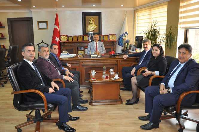 Dinçer, “Tarihimizin ve Kültürümüzün Parçası Olan Vakıf Eserleri Korunmalı”