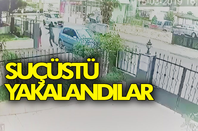 Mersin'de Cadde Üzerinde Konuşarak Yürüyen Bir Kişinin Cep Telefonunu Elinden, Kapkaç Yapan Şahıslar Suçüstü Yakalandı