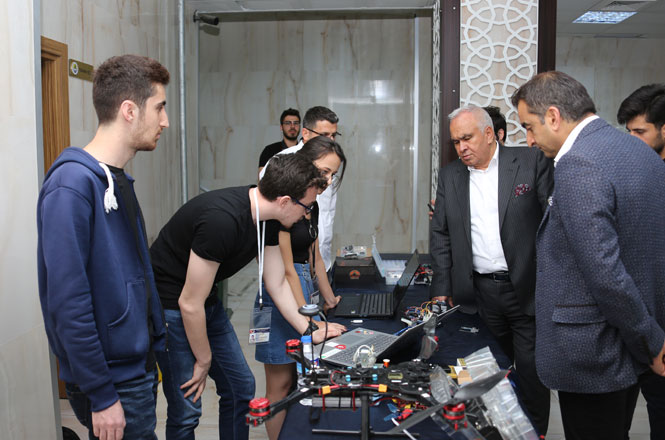 6. Geleneksel İşletmecilik ve Teknoloji Zirvesi ‘19, Erdemli Belediyesi Kültür Merkezinde Başladı