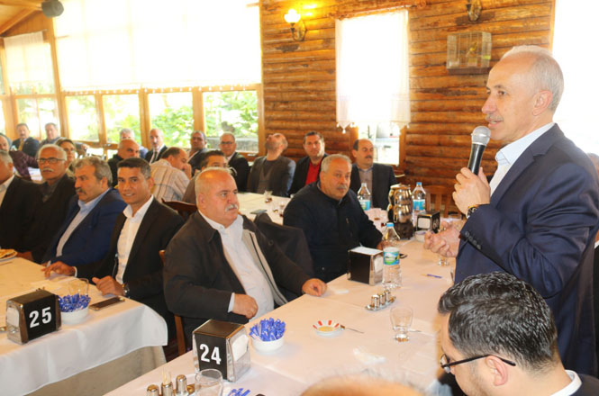Akdeniz Belediye Başkanı Mustafa Gültak, Muhtarları Dinledi