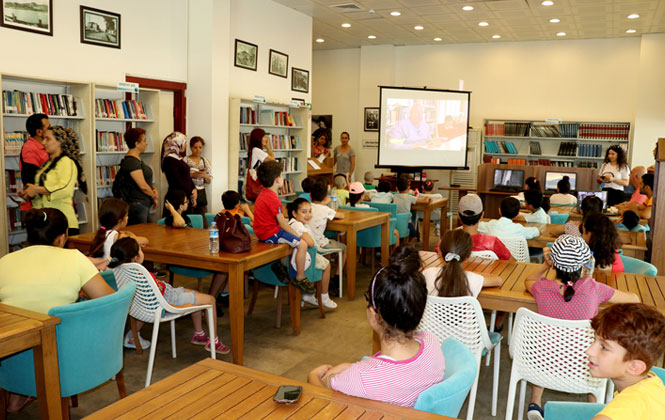 TEGV'li Minik Öğrenciler, Mersin Büyükşehir Belediyesi Kütüphanesini Ziyaret Etti