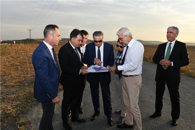 Vali Ali İhsan Su, Tarsus Organize Sanayi Bölgesi Arazisinde İncelemelerde Bulundu