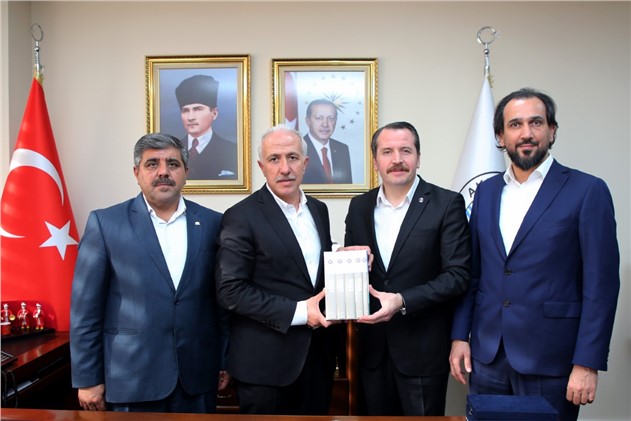 Akdeniz Belediye Başkanı Gültak, Memur-sen Genel Başkanı Ali Yalçın’ı Ağırladı