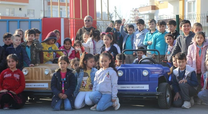 Erdemli Belediyesi Çocuk Trafik Eğitim Parkuru, Yeni Dönemde De Öğrencilere Kapılarını Aralıyor