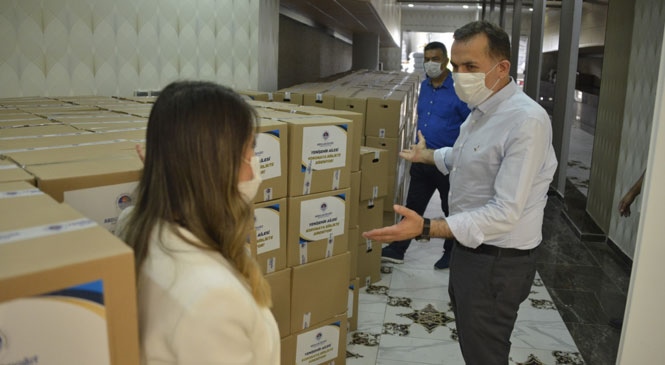 Yenişehir Belediyesi Gıda Yardımı Seferberliğini Sürdürüyor