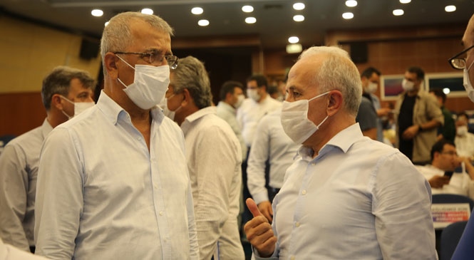 Akdeniz Belediye Başkanı Gültak; "Mersin’in Geleceğini İpotek Altına Aldırmayız!"