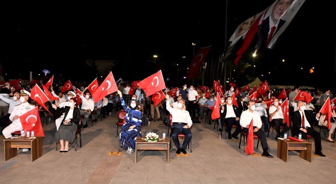 "15 Temmuz Demokrasi Nöbeti" Mersin Valisi Ali İhsan Su’nun Katılımıyla Gerçekleşti