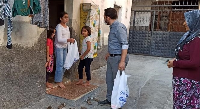 Akdeniz Belediyesi, Kırtasiye Desteğiyle Çocukları Sevindirdi
