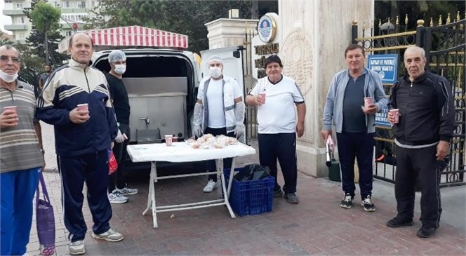 Tarsus’ta Hafta İçi Hergün Farklı Noktalarda Çorba Dağıtımı