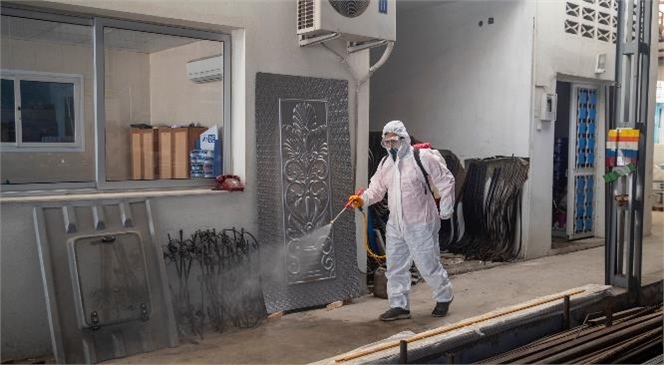Mersin'in Tamamı Dezenfekte Ediliyor! Büyükşehir, Tarsus Sanayi Sitesi’ni Dezenfekte Etti