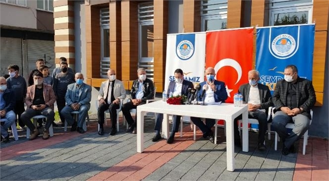 Akdeniz Belediye Başkanı Gültak, Özgürlük Mahallesi’ni Ziyaret Etti