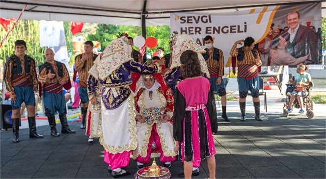 Mersin Büyükşehir, 30 Ağustos’u Özel Çocuklarla Kutladı