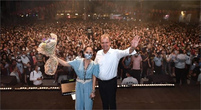 Mersin Büyükşehir’in Zafer Konserleri 3 Gün 3 Gece Sürdü