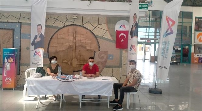 Mersin Büyükşehir Belediyesi, Tarsus’ta da Üniversitelileri Kapıda Karşılıyor