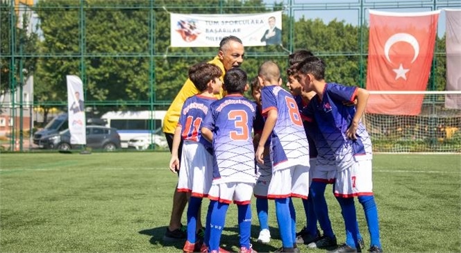 Mersin Büyükşehir’in Atatürk’ü Anma 10 Yaş Futbol Turnuvası Başladı
