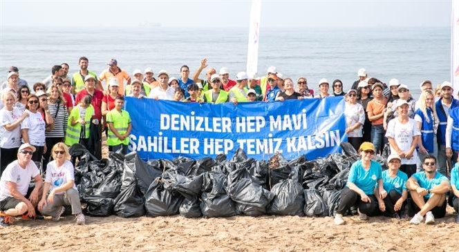 Mersin Büyükşehir’in Çevre Haftası Etkinlikleri Karaduvar Sahil Temizliğiyle Noktalandı
