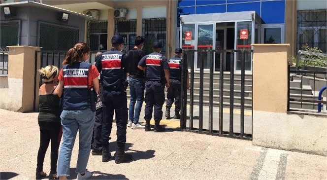 Mersin'de 4 Kişi Gözaltına Alındı