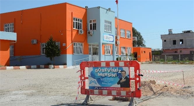 Mersin Büyükşehir Belediyesi Okullarda Tadilat Gerçekleştiriyor