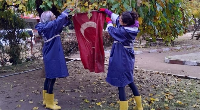 Antalya Sel Felaketinin Yaralarını Sarmaya Giden Mersin Afad Örnek Bir Davranış Sergiledi