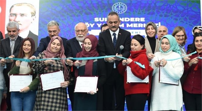 Millî Eğitim Bakanı Mahmut Özer, Eskişehir'de Sultandere Köy Yaşam Merkezinin Açılışında Tüm Türkiye'ye Müjde Verdi