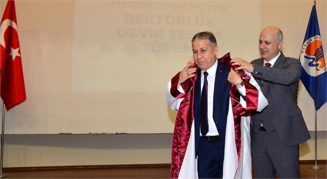 Mersin Üniversitesi Rektörlüğüne Atanan Prof. Dr. Erol Yaşar Düzenlenen Rektörlük Devir Teslim Töreni İle Yeni Görevine Başladı