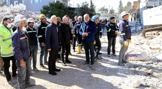 Akdeniz Belediyesi, Depremzede Vatandaşların İhtiyacını Karşılamaya Devam Ediyor