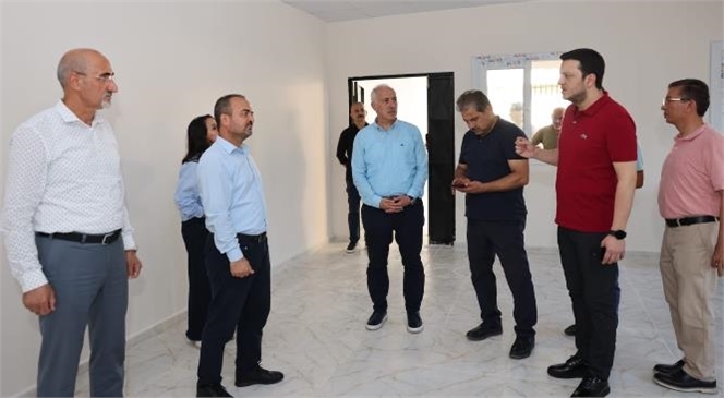 Akdeniz Belediye Başkanı M. Mustafa Gültak, Karaduvar Mahallesi’nde Yapımı Devam Eden Taziye Evini İnceledi