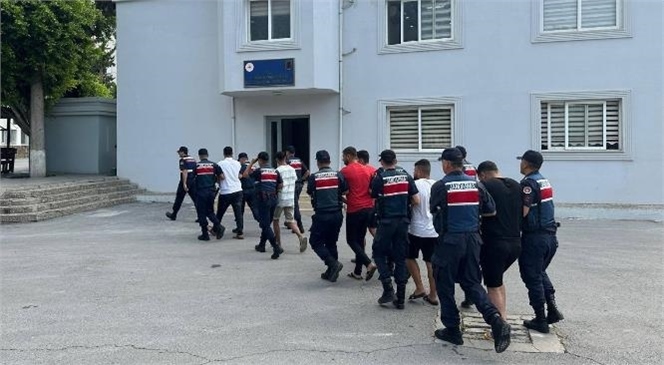 Mersin'de Cinayet Şüphelisi 10 Şahıs Yakalandı