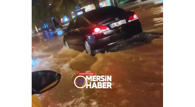 Mersin'de Şiddetli Yağışlar Sonucu Su Baskınları ve Kısmi Sel Felaketi Yaşandı!