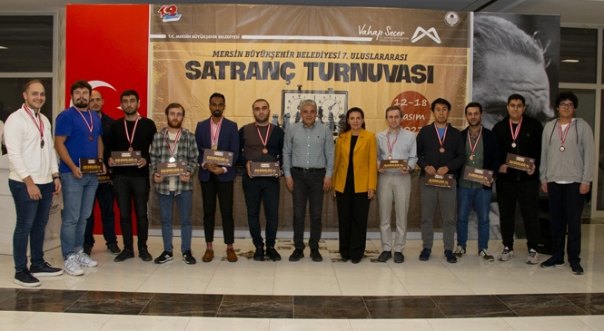 Mersin'de 7.Uluslararası Satranç Turnuvası’ Nın Birincileri Belli Oldu